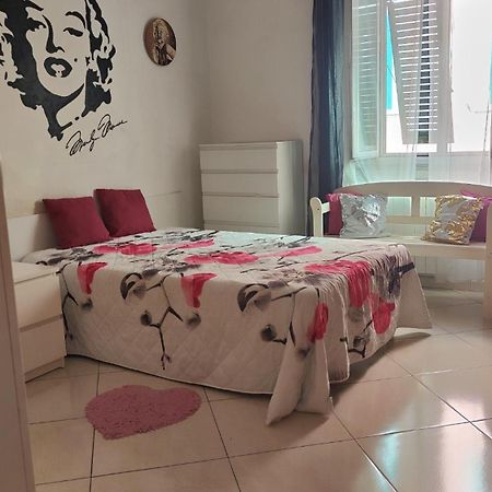 Chez Marie Apartment Livorno Bagian luar foto