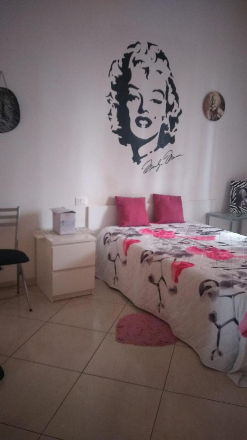 Chez Marie Apartment Livorno Bagian luar foto