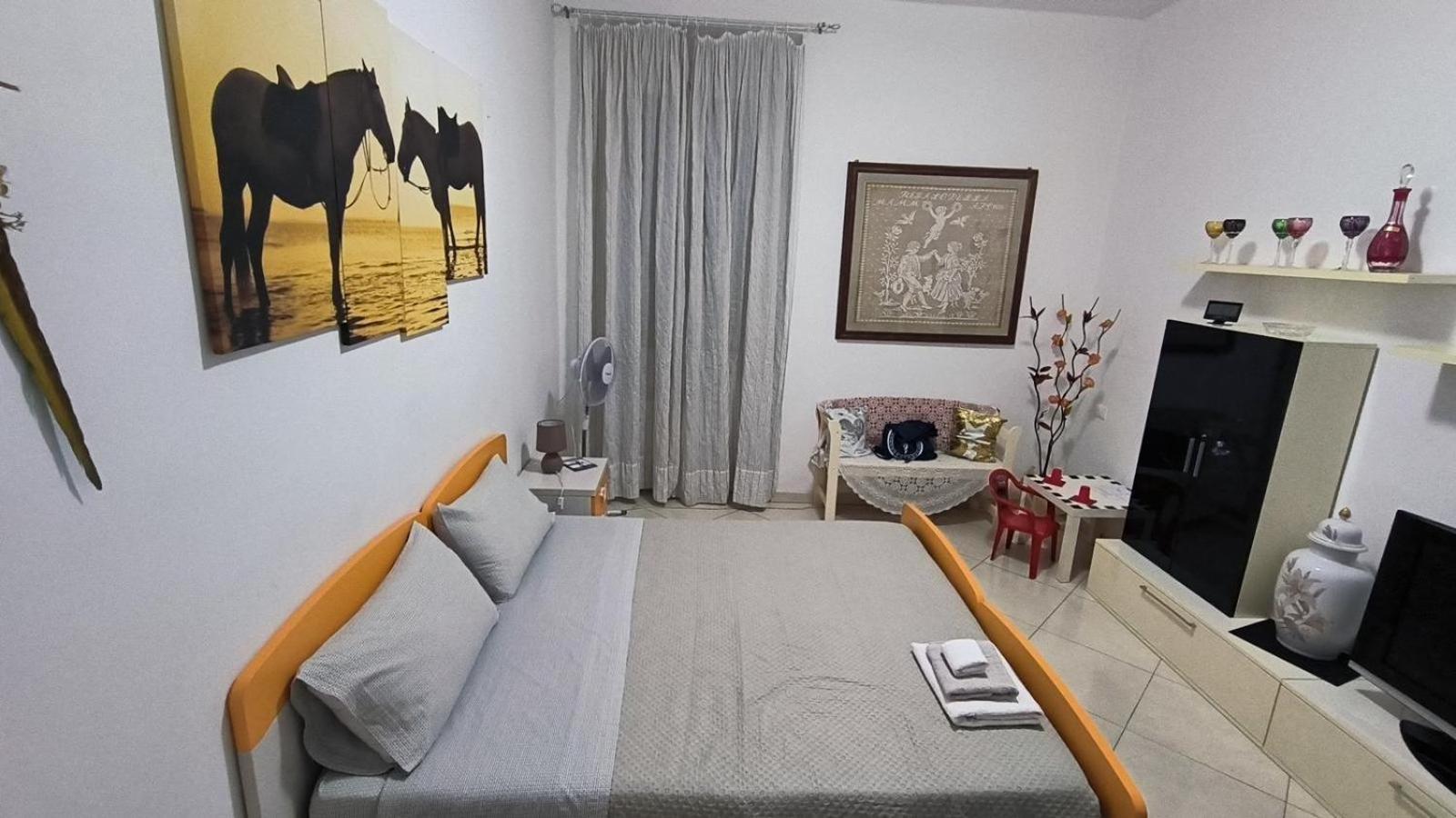Chez Marie Apartment Livorno Bagian luar foto